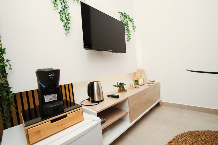 Room 17 of 90