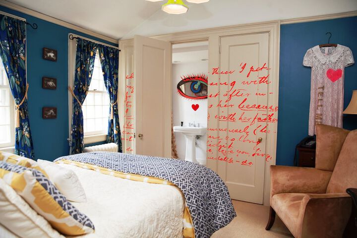 Room 15 of 74