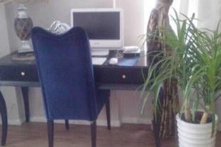 Room 10 of 37