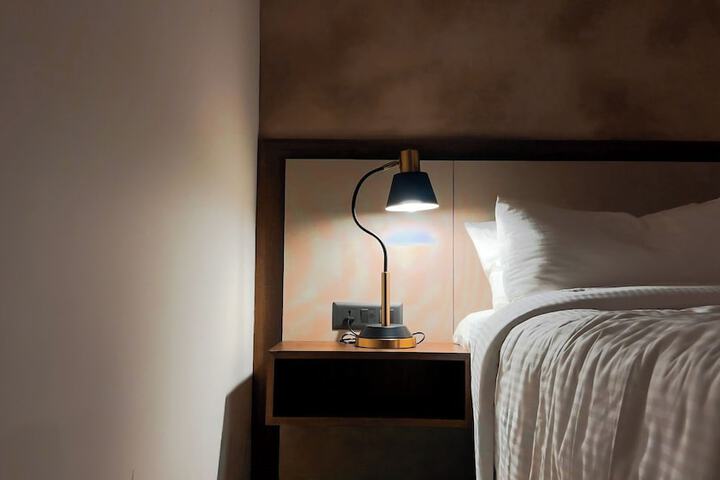 Room 26 of 101