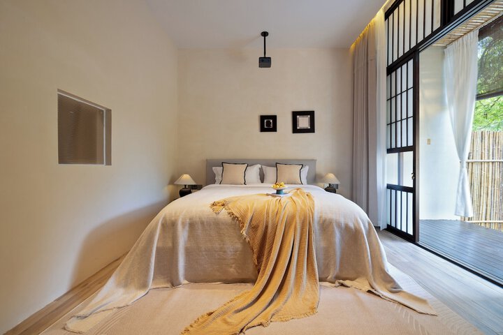 Room 4 of 58