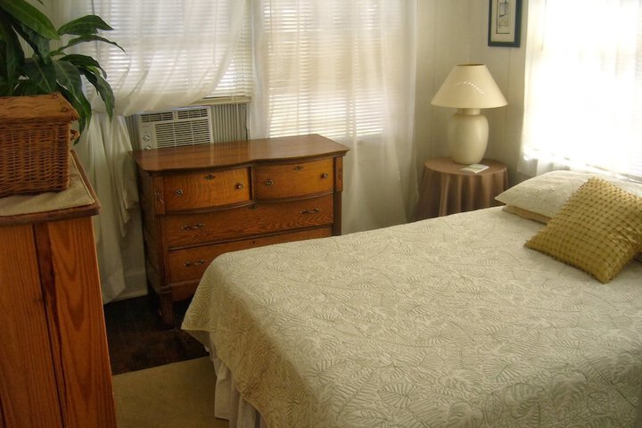 Room 4 of 139