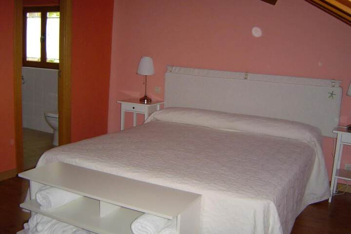 Room 28 of 51