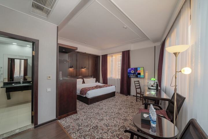 Room 60 of 116