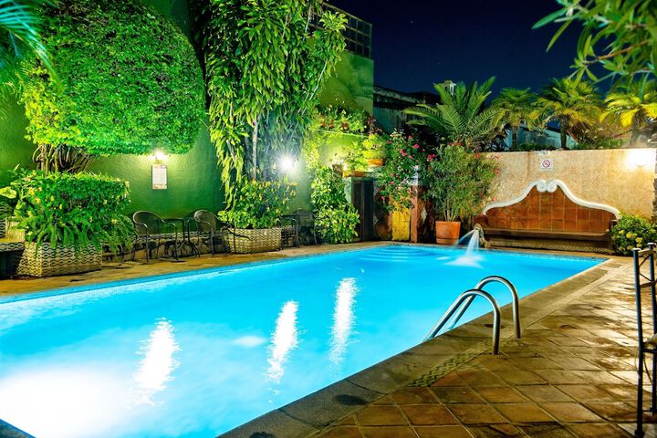 Pool 67 of 92