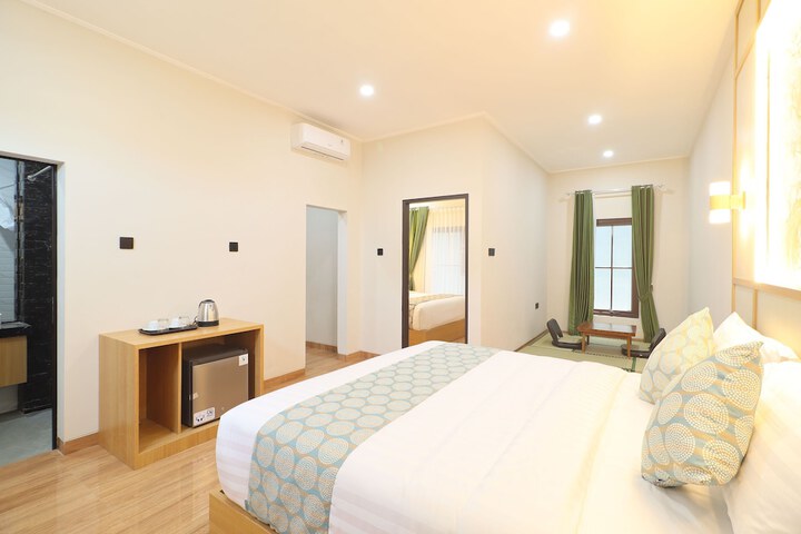 Room 16 of 36