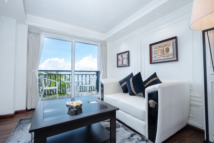 Room 37 of 67