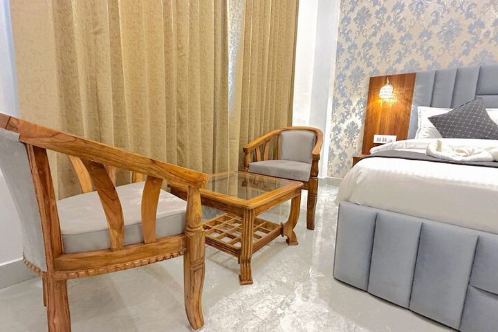 Room 10 of 71