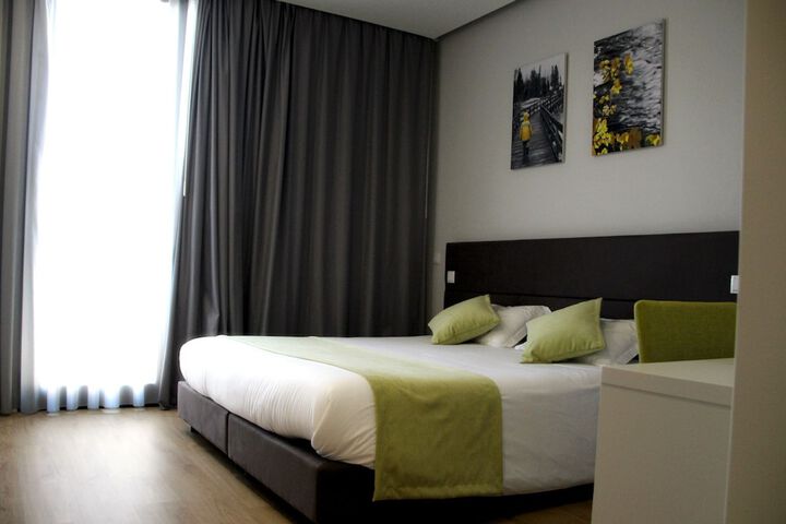 Room 6 of 36