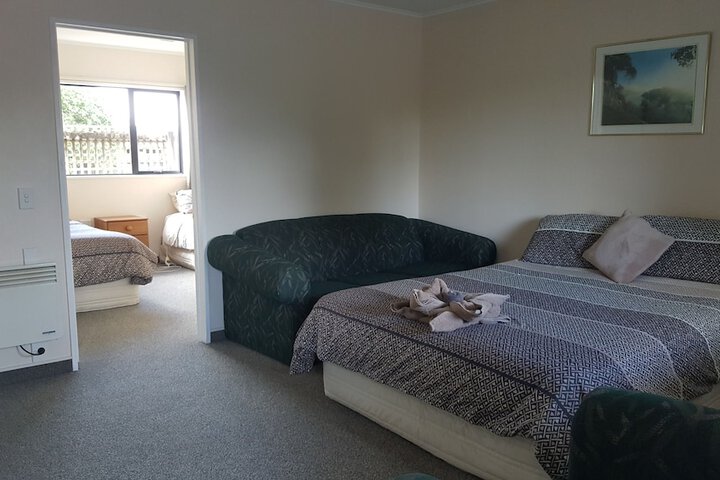 Room 3 of 42