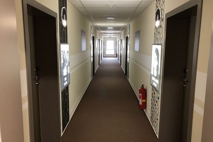 Ballroom/Hall 32 of 39