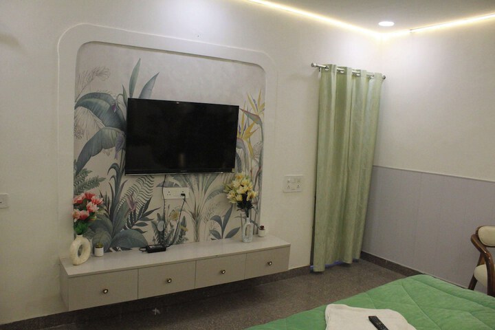 Room 29 of 67