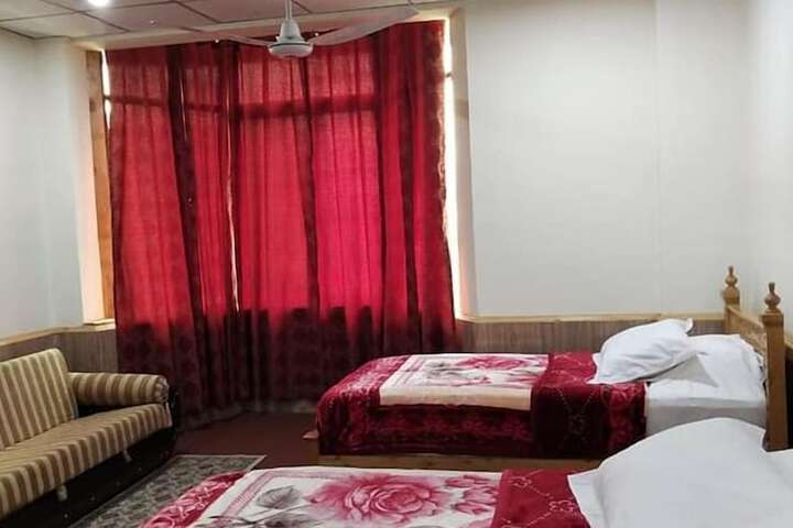 Room 34 of 38