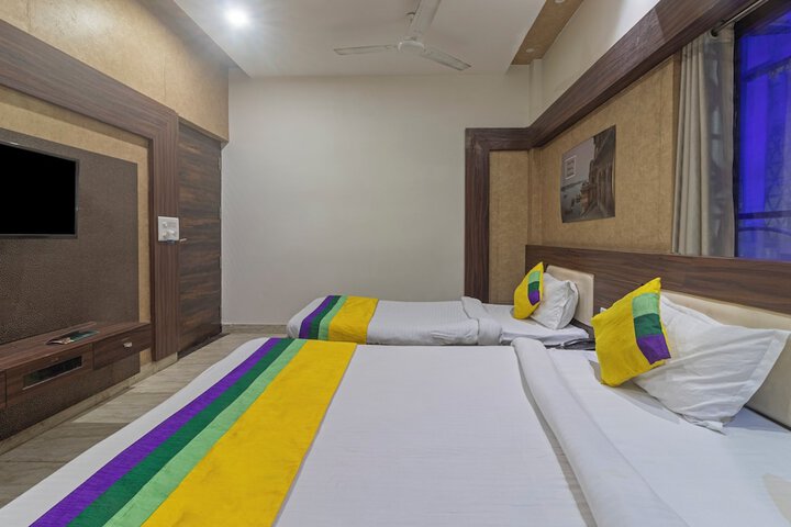 Room 21 of 30