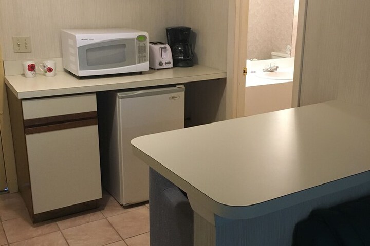 Room 16 of 50