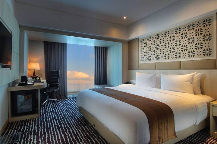 Room 5 of 25