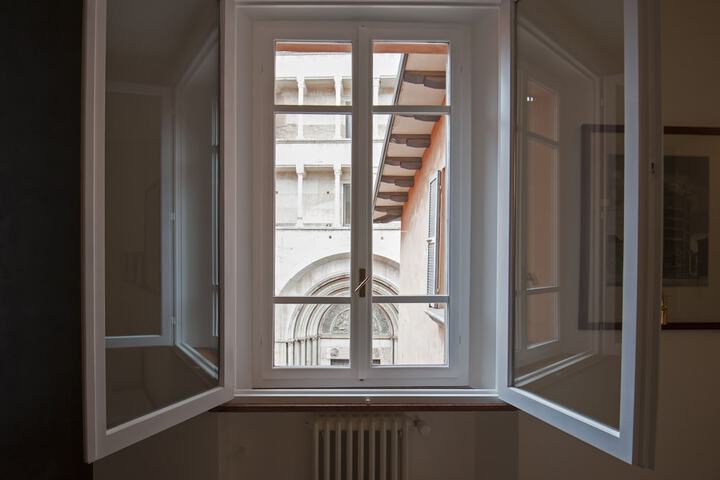 Room 105 of 179