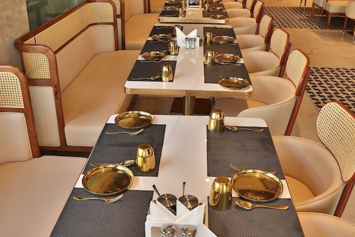 Dining 38 of 53