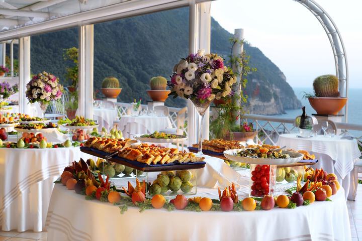 Dining 86 of 106