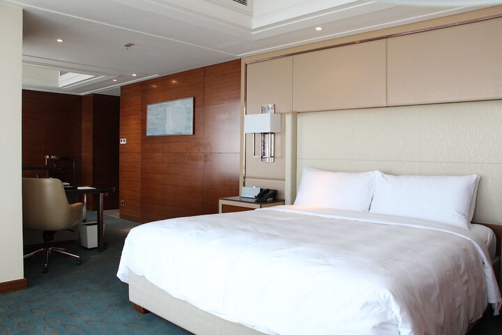 Room 10 of 47