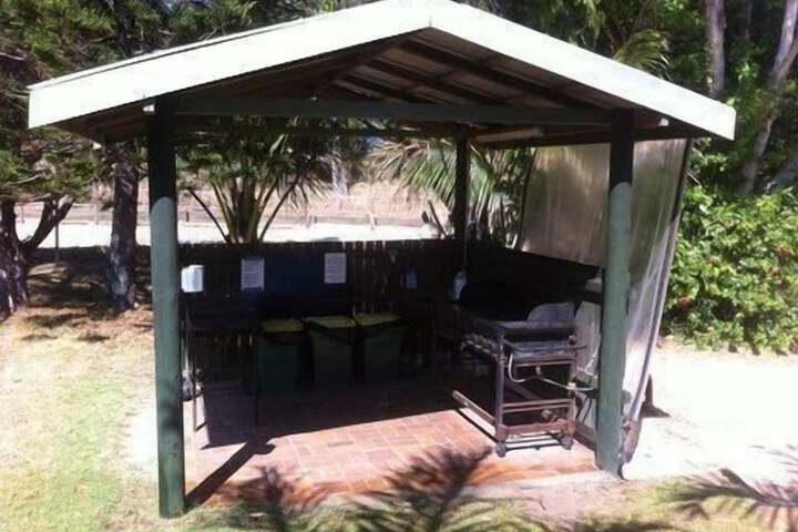 Hotel Exterior 20 of 31