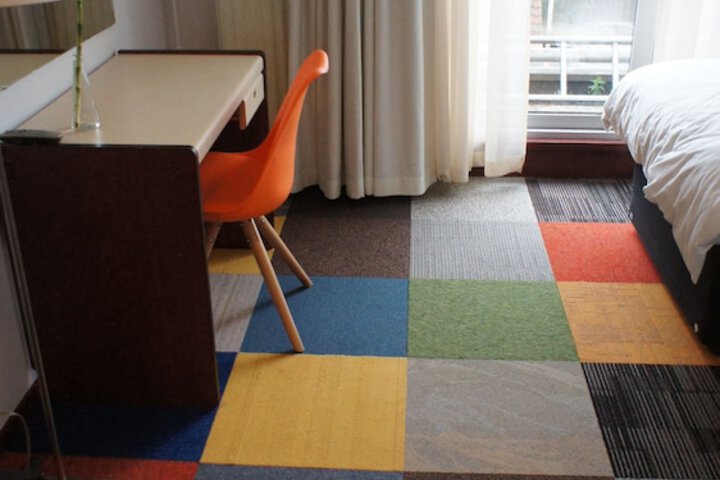 Room 12 of 60