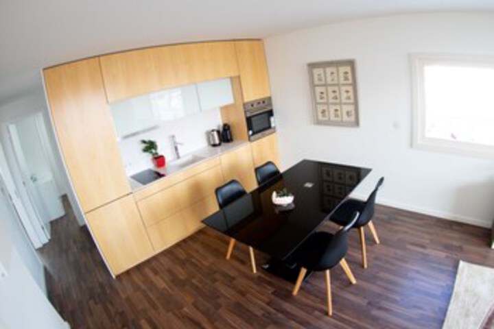 Room 30 of 74