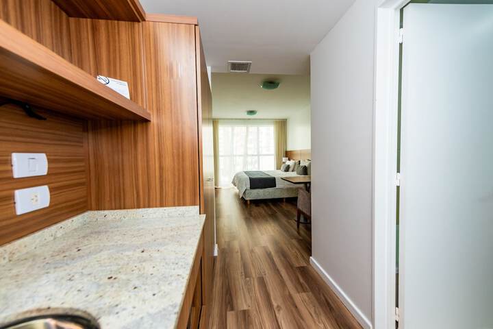 Room 4 of 75