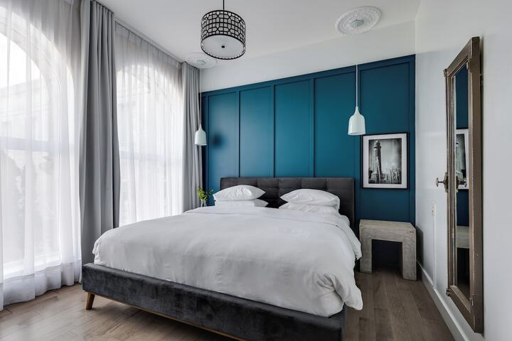 Room 15 of 53