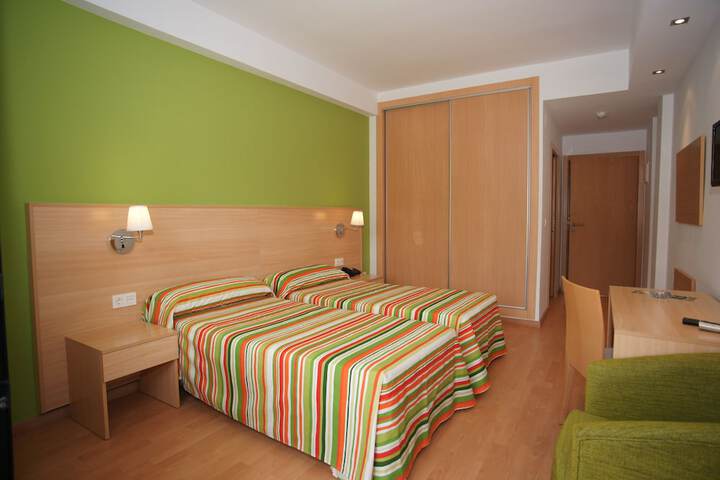 Room 7 of 47
