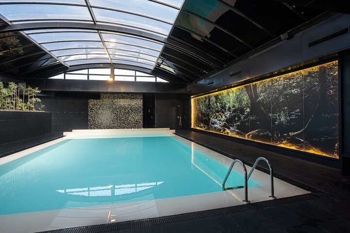 Pool 31 of 59