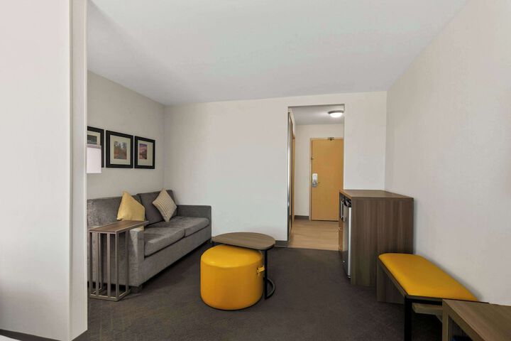 Suite (12 of 36)