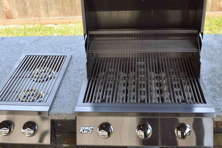 BBQ/picnic area