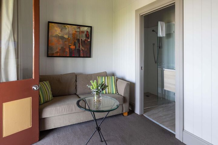 Room 15 of 190