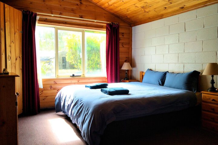 Room 8 of 62