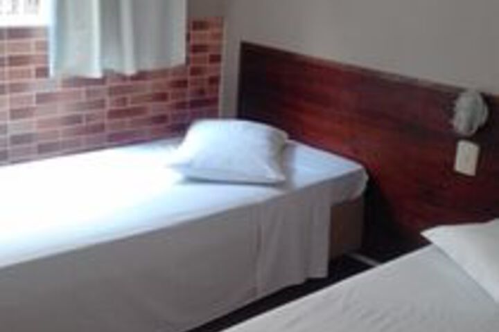 Room 16 of 26