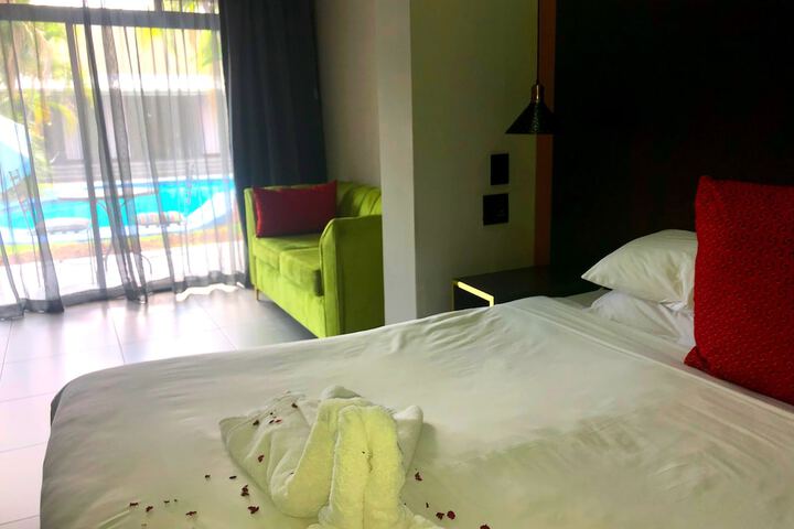 Room 49 of 241