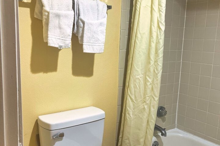 Room 20 of 24