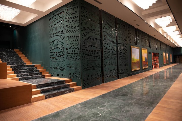 Business Center 147 of 163