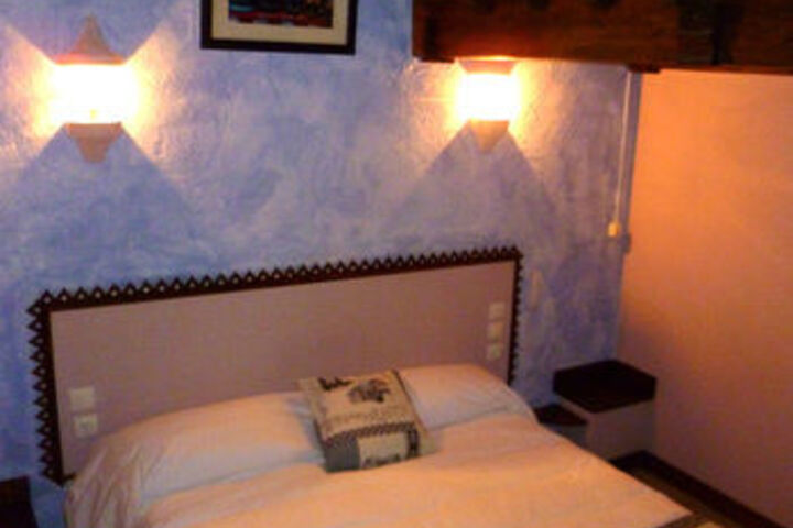 Room 9 of 31