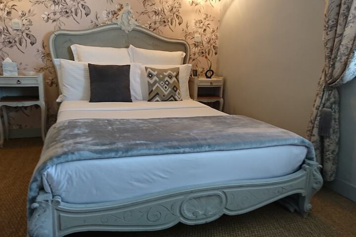 Room 15 of 86