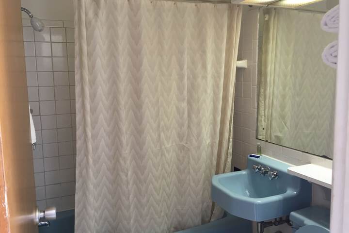 2 Double Beds (4 of 4)