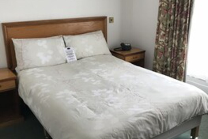 Taylors Hotel