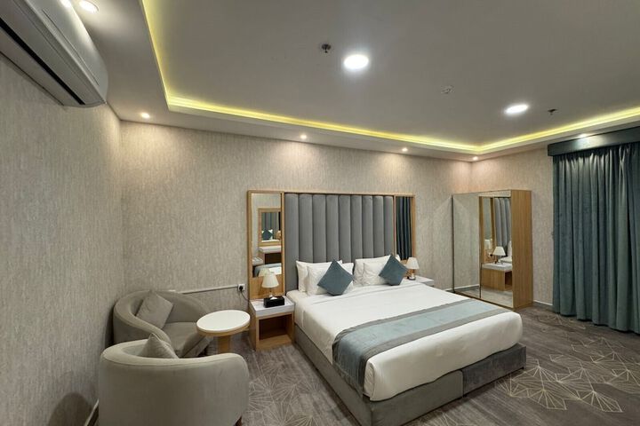 Room 26 of 47