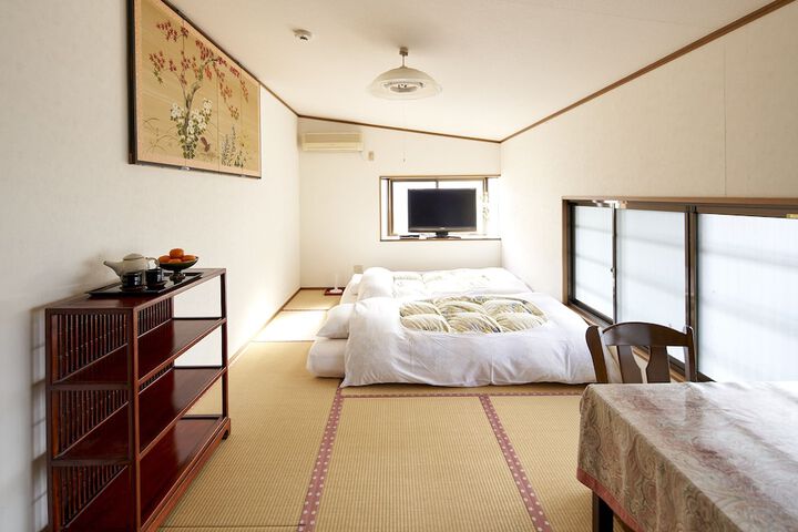 Room 3 of 57
