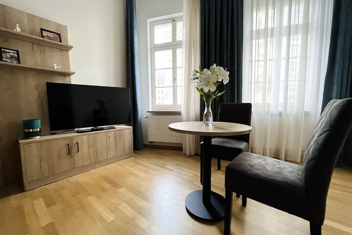 Room 4 of 23