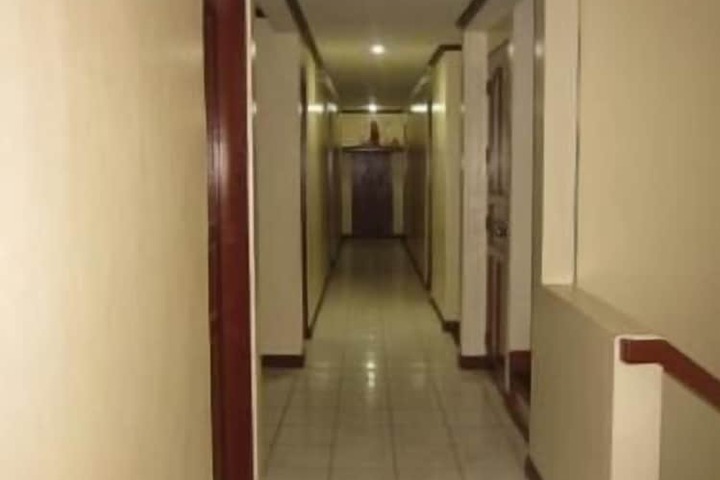 Ballroom/Hall 28 of 31