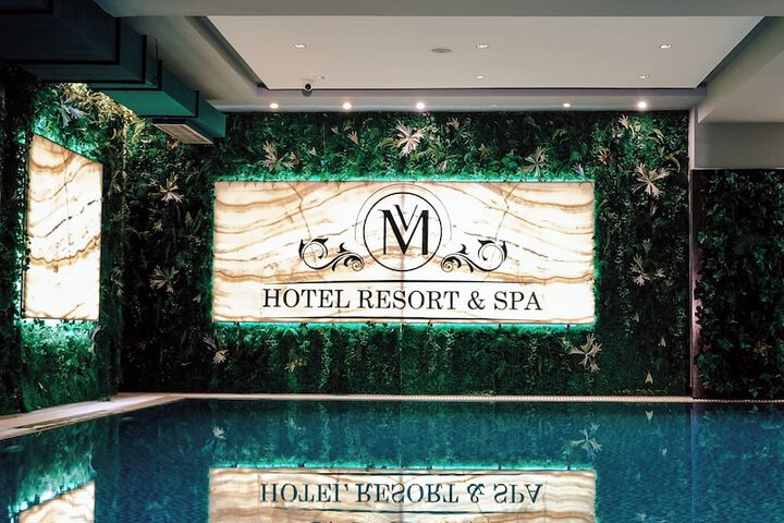 Pool 127 of 182