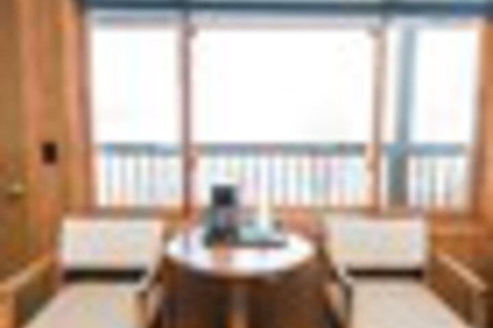 Room 14 of 510