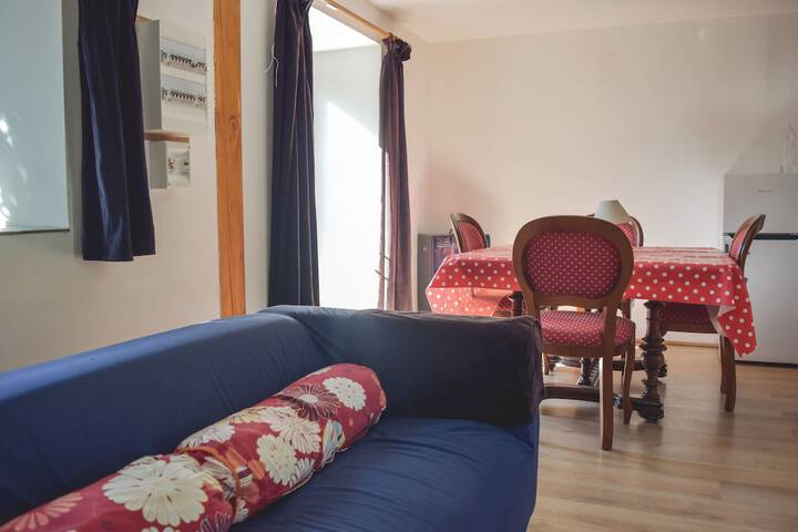 Room 201 of 320